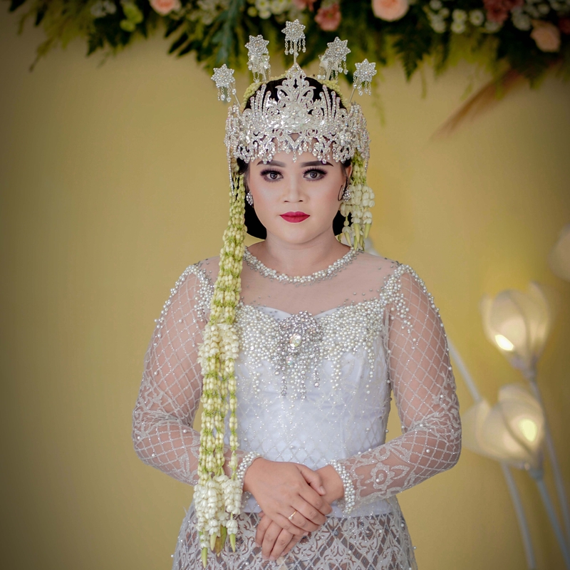 Website Pernikahan Eko Iswahyudi dan Pungky Dian Ardianti, Amd.Keb